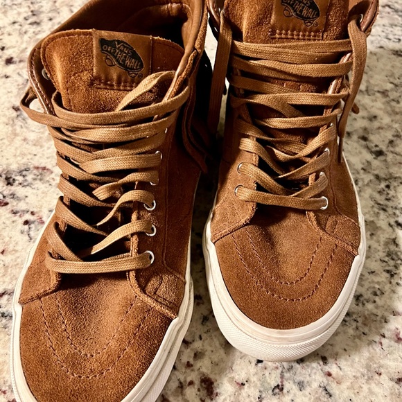 Vans Men's/Women's SK8-HI Moc Brown Suede High-Top Fringed Sneakers - Picture 2 of 5